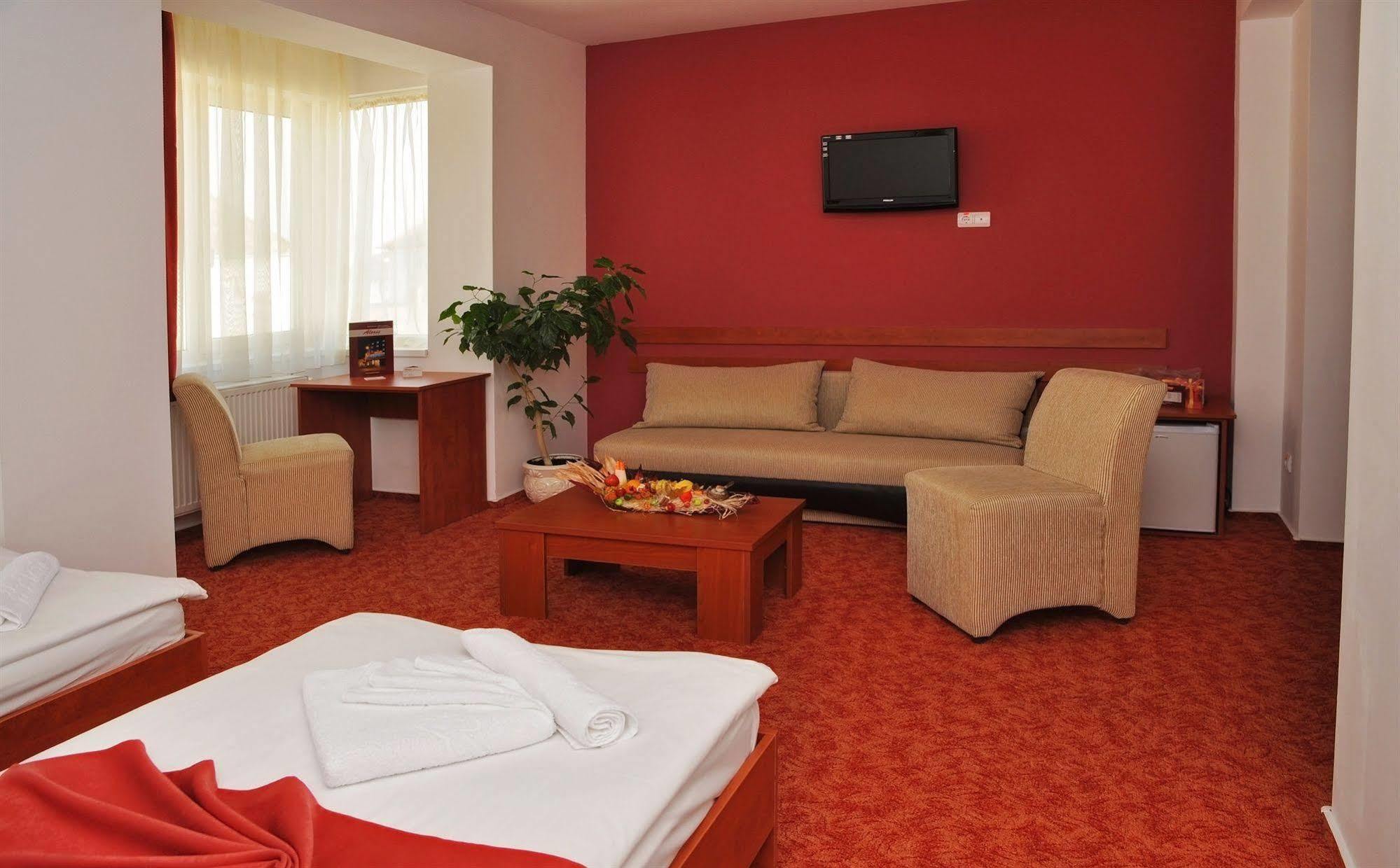 Hotel Alexis Cluj-Napoca Exterior photo